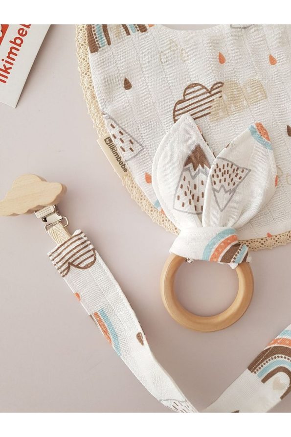 ilkimbebe Baby Bib, Pacifier Chain, and Wooden Teether Set