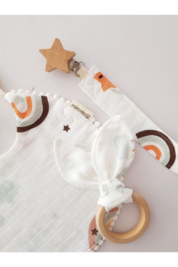 ilkimbebe Baby Bib, Pacifier Chain, and Wooden Teether Set