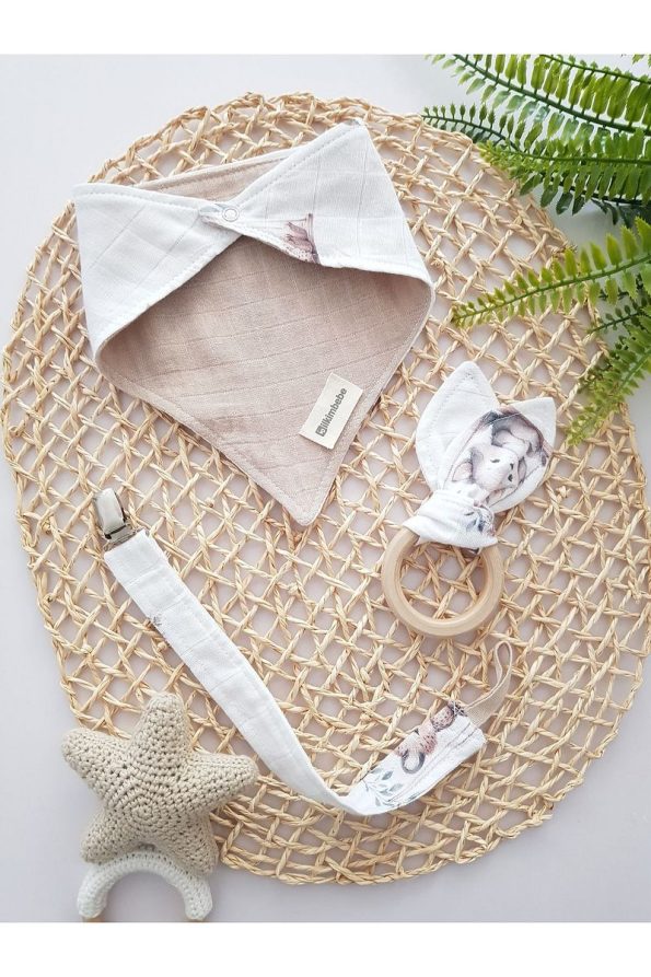 ilkimbebe Baby Bib, Pacifier Chain and Wooden Teether Set