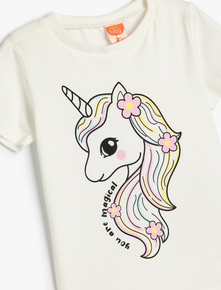 24bb0d45-a243-488b-971e-e1dcd0a7d920_size870x1142.jpg Girls' Cotton Long Sleeve Unicorn Print T-Shirt