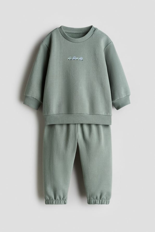 2-Piece Sweatshirt Set