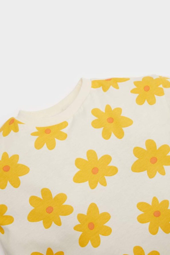 Girls' Baby 2-Piece Set with Printed Short-Sleeve T-Shirt and Elastic Waist Shorts