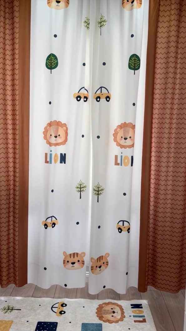 Talia Home Lion Print Crib Bedding Set