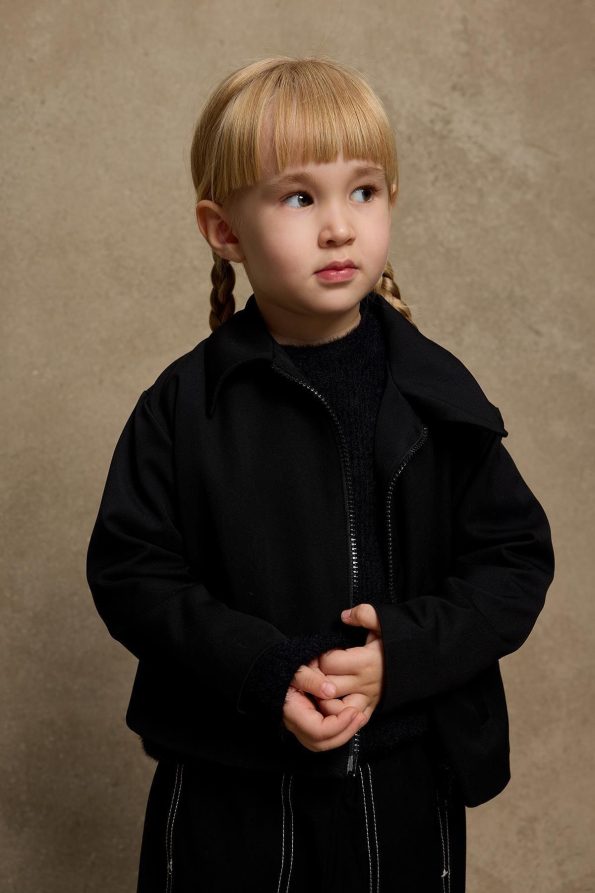 Zip-Up Jacket Black