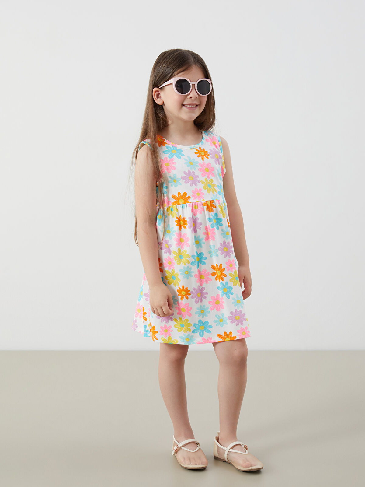 l_20251-s5dr21z1-lra-122-28_5.jpg LCW Kids Cream Printed Crew Neck Dress