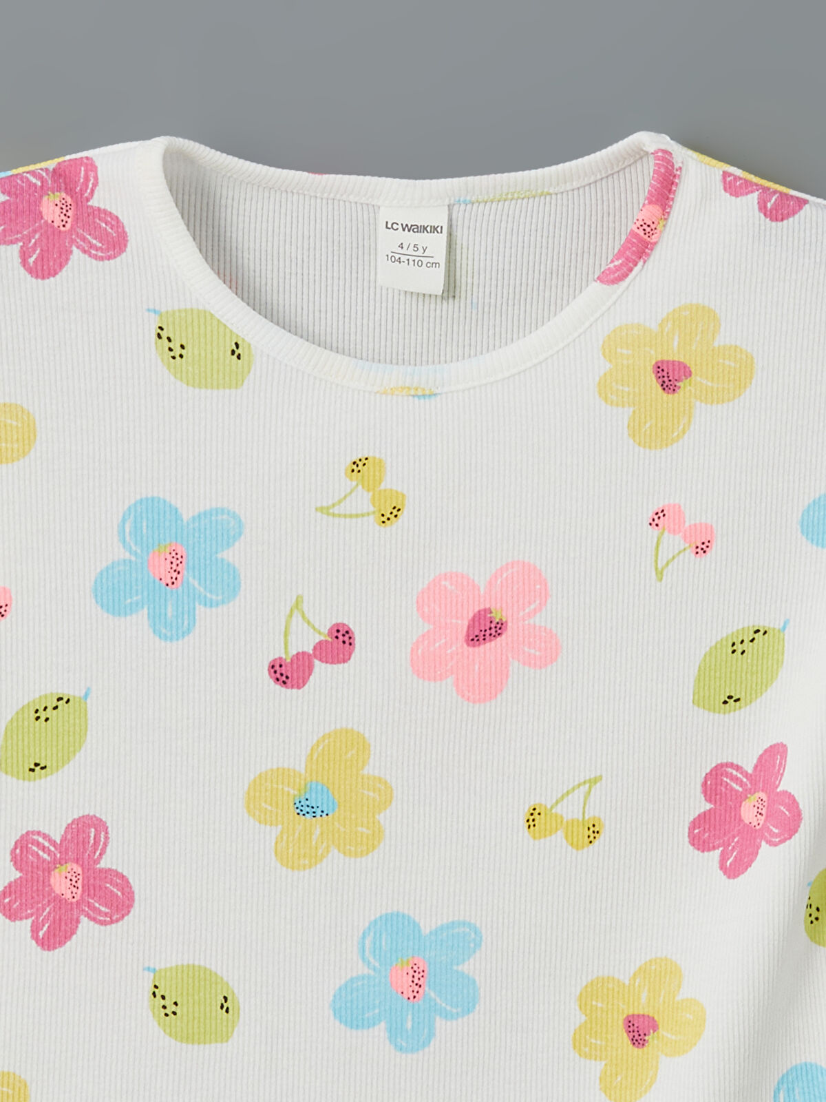 l_20251-s5hg03z1-ve4_a1-1.jpg LCW Kids White Floral Print Girls T-Shirt