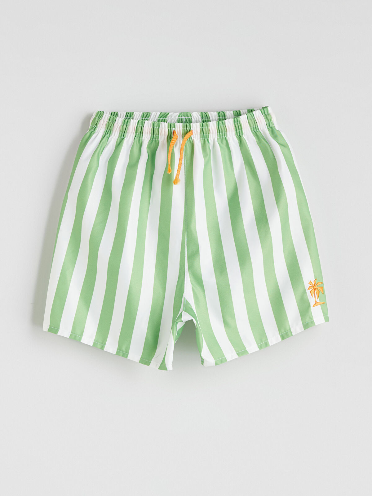 l_20251-s5p017z1-lfj_a.jpg LCW Kids Green Striped Elastic Waist Swim Shorts for Boys